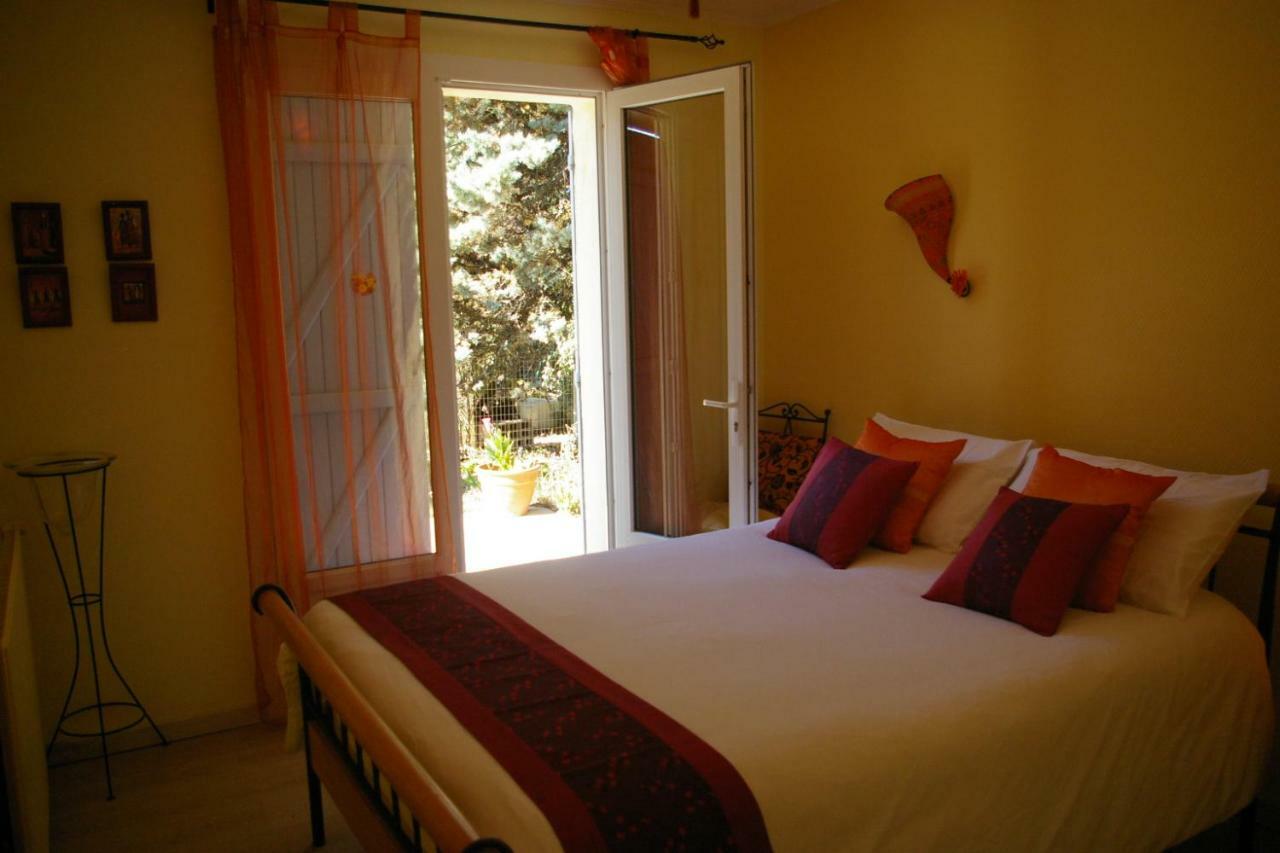 Villa Coeur de Lavande à Bédarrides Extérieur photo